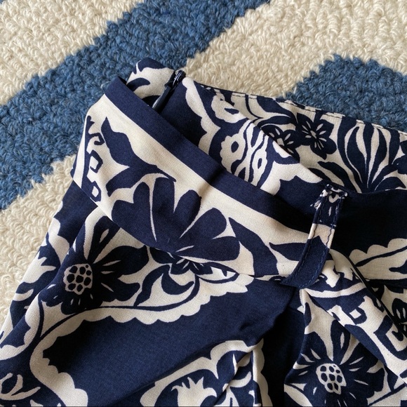 💙 BOHO NAVY IVORY ABSTRACT PRINT HIGH WAIST PANTS! - Picture 6 of 7